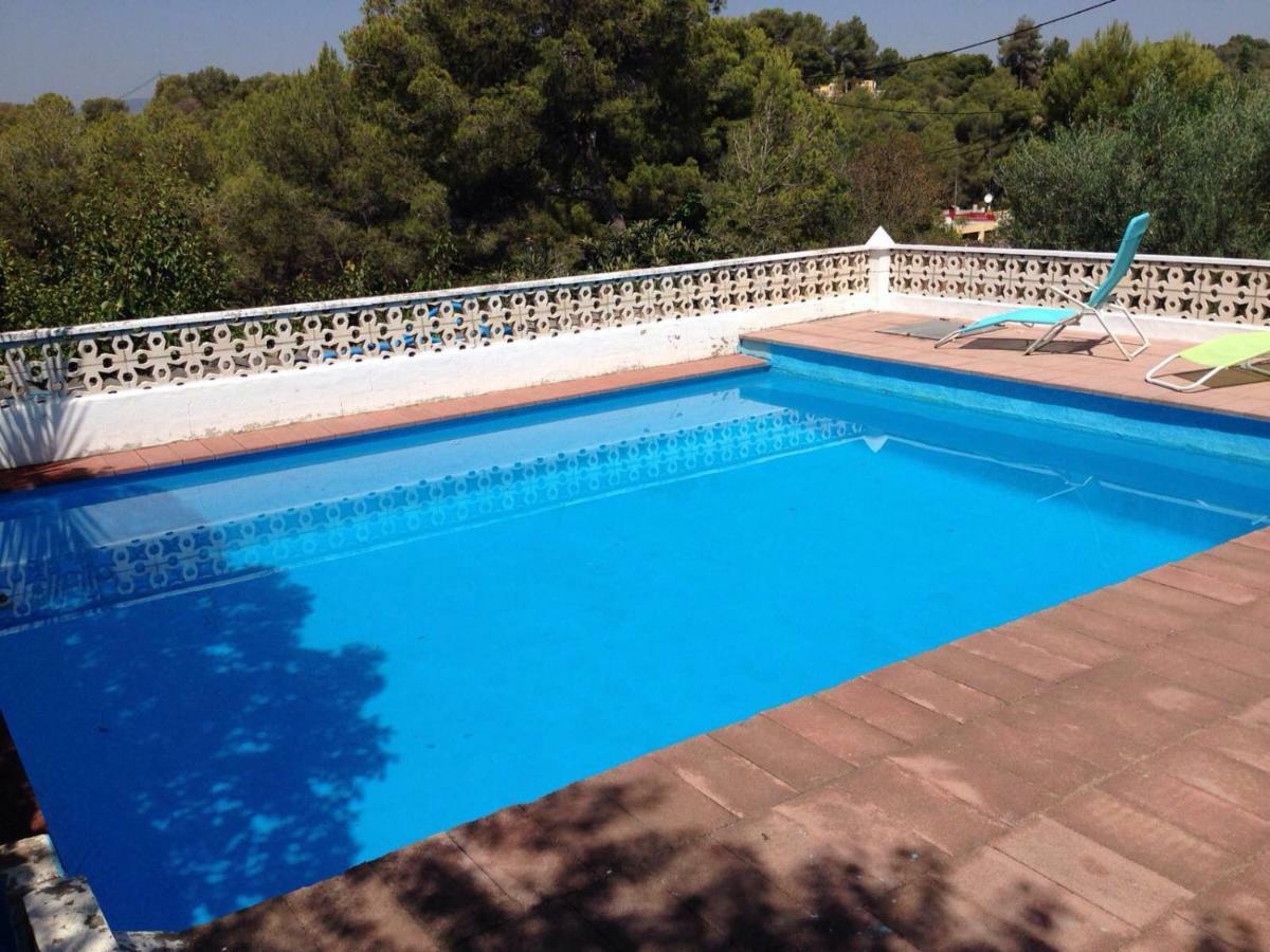 En El Monte Con Piscina * Sagunto